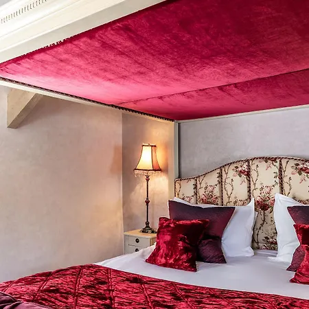 The Wordsworth And 4*